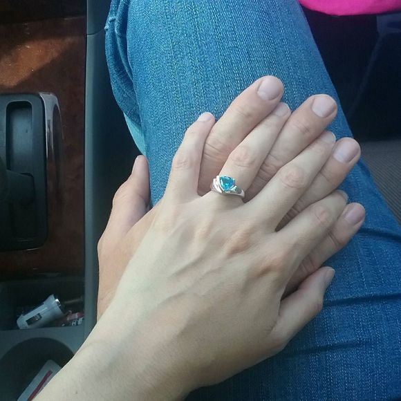 Meet your Posher, Cristina - Picture 1 of 1